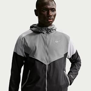 Nike Impossibly Light Windrunner Men's Running Jacket. Nike ZA